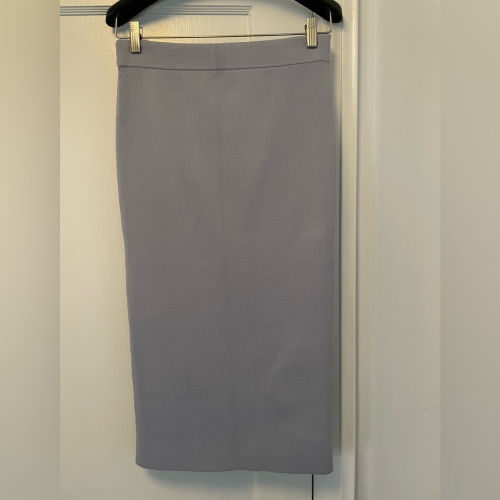 Babaton Classic Gray Knit Pencil Skirt - Picture 3 of 5